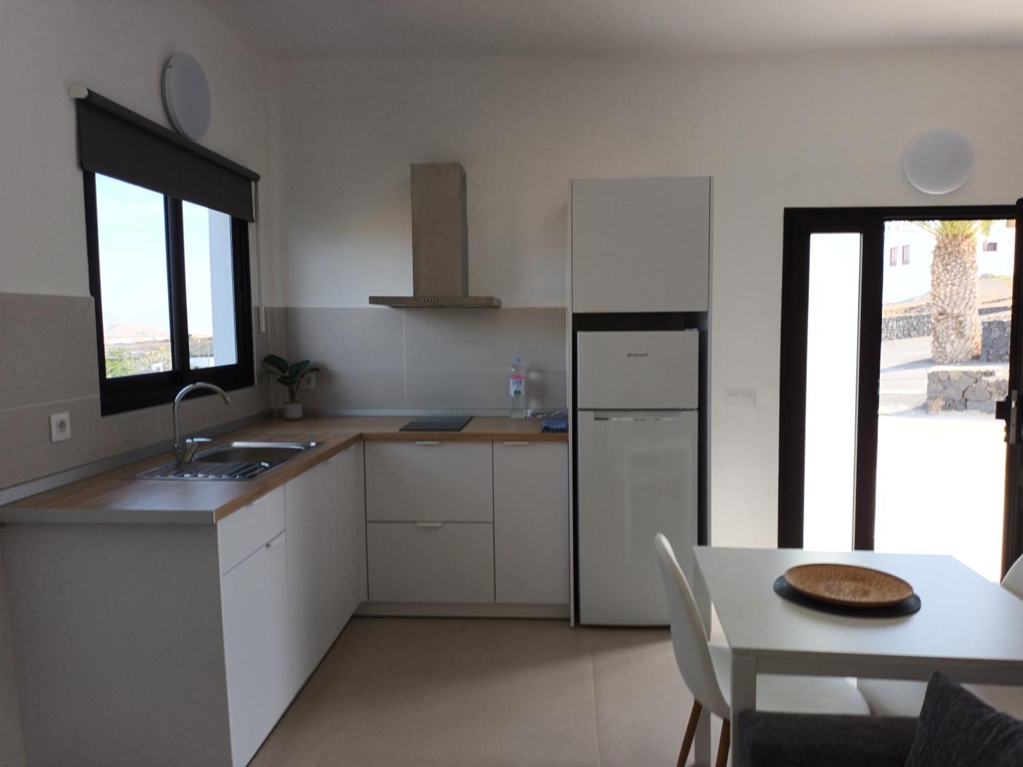 Apartamentos Falcon Tinajo Exterior photo