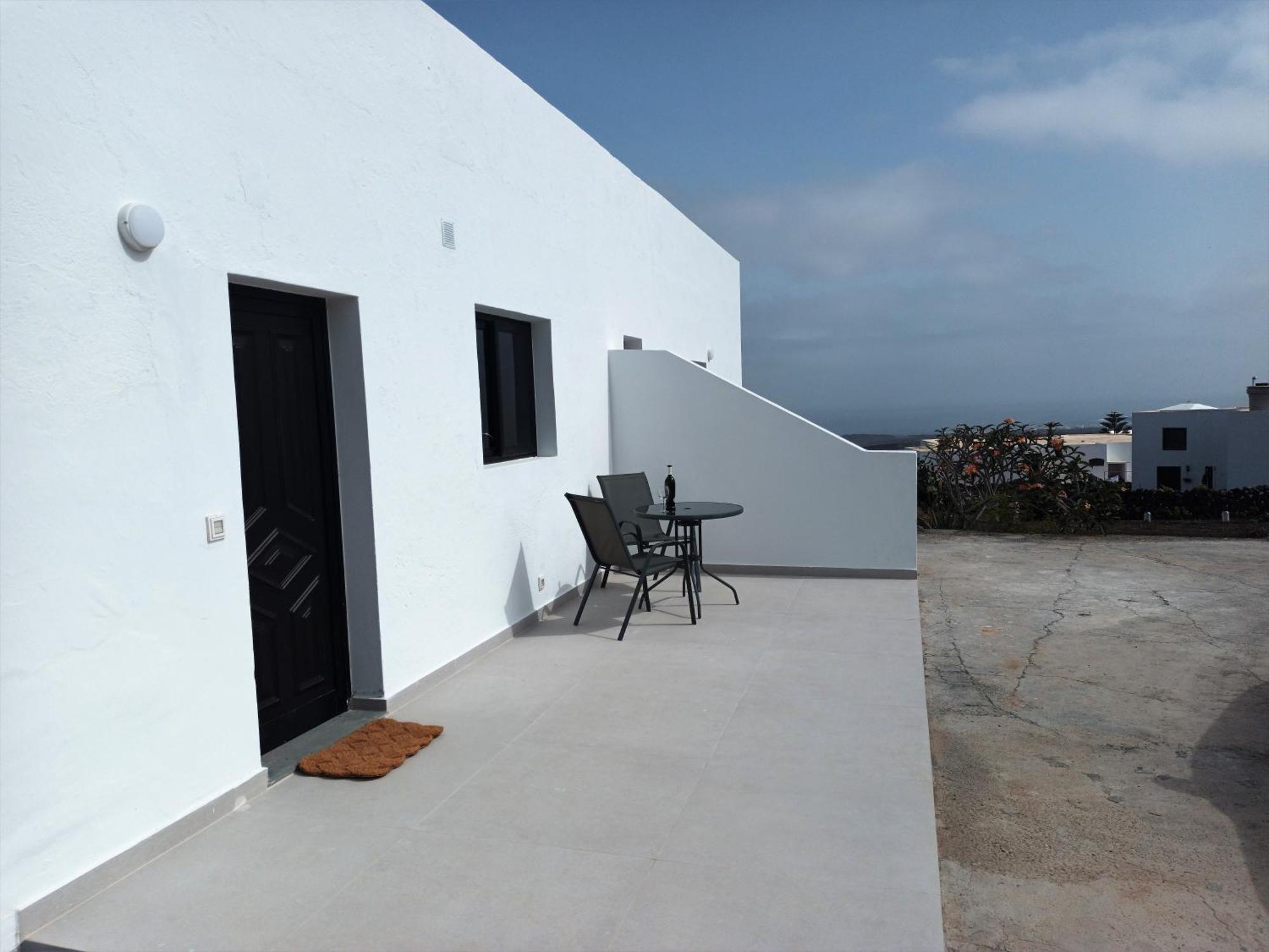 Apartamentos Falcon Tinajo Exterior photo
